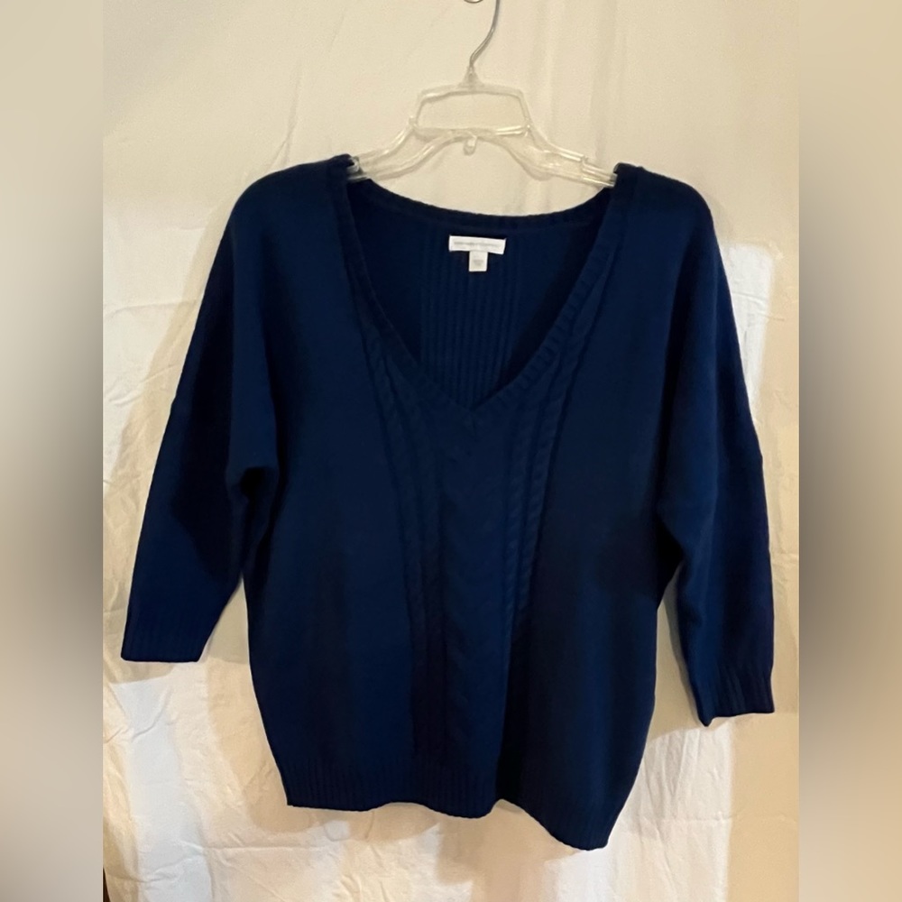 NY & Co royal blue sweater Size Large